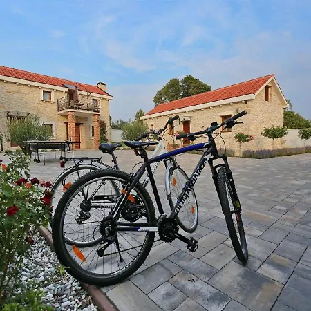 Spacious In With Private Swimming Pool Villa *