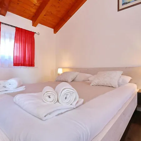 Spacious In With Private Swimming Pool Prkos