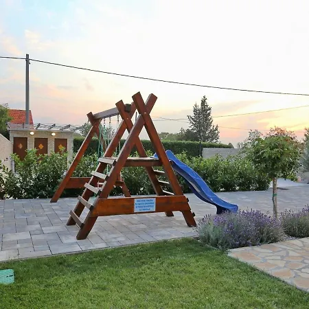 Spacious In With Private Swimming Pool Prkos