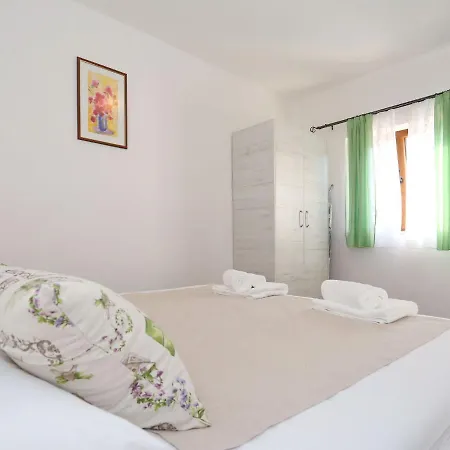 Spacious In With Private Swimming Pool Prkos