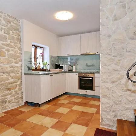 Spacious In With Private Swimming Pool *