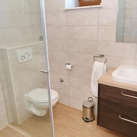 Villa Spacious In With Private Swimming Pool *